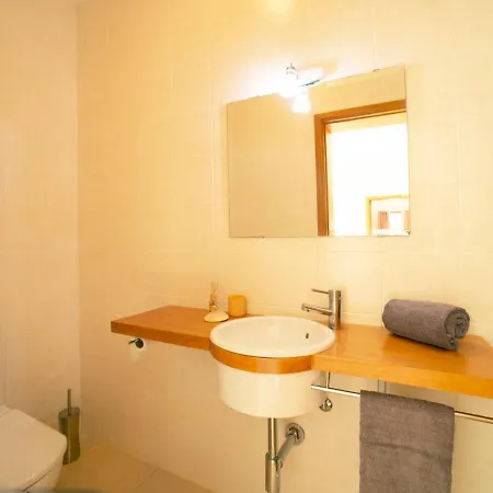 Montinho By Interhome * Loulé